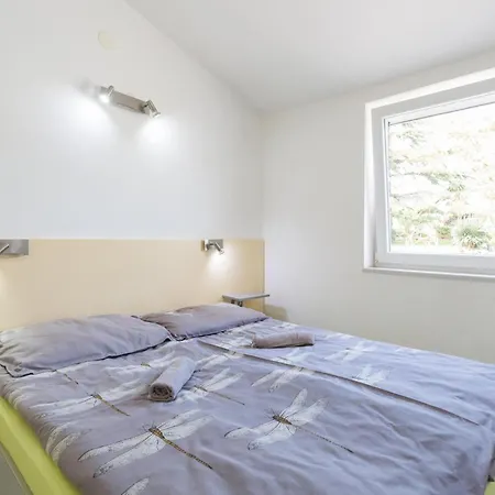 2 Bedroom In Sveti Ivan *