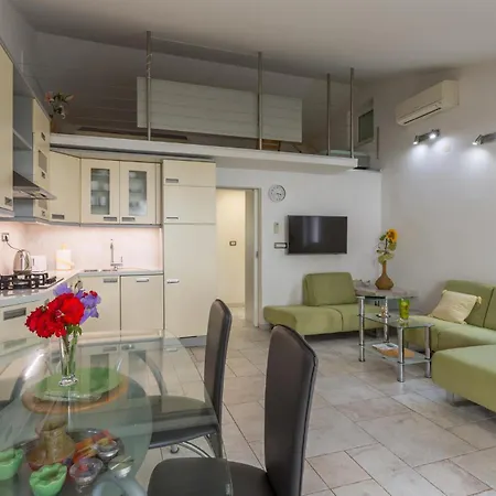 2 Bedroom In Sveti Ivan Sveti Ivan (Istria)