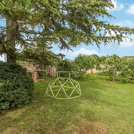 2 Bedroom In Sveti Ivan Holiday home *
